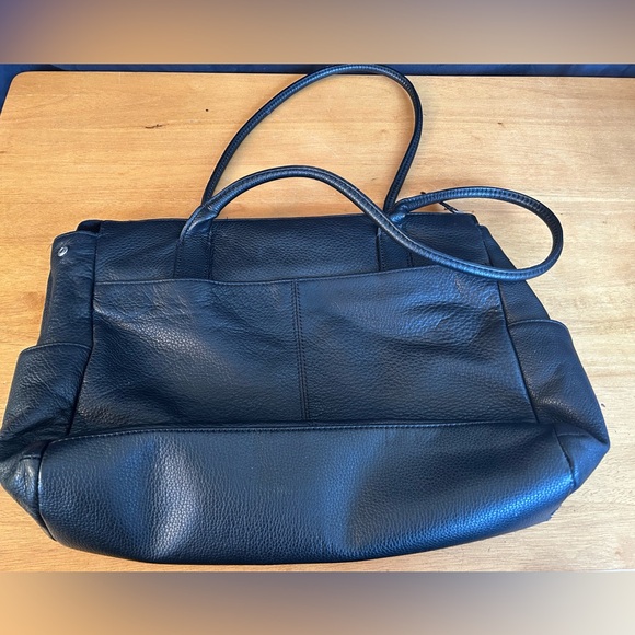 Giani Bernini Large Shoulder Bag - Picture 2 of 5